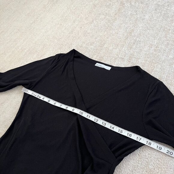 Oak + Fort Long Sleeve Black Faux Wrap Ribbed Knit Top M Asymmetric - Picture 6 of 9